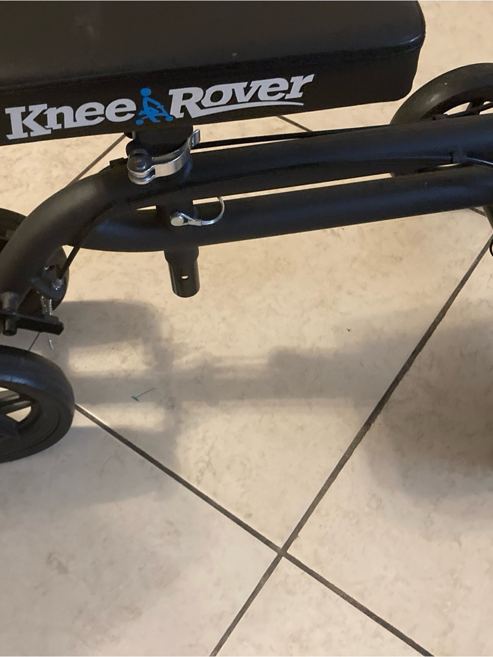 Knee Scooter Knee Rover - Picture 6 of 8
